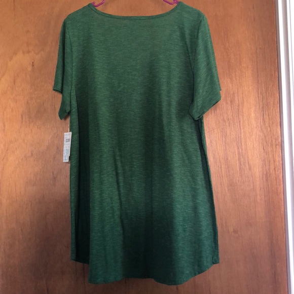 LuLaRoe Classic Tee - Picture 5 of 6